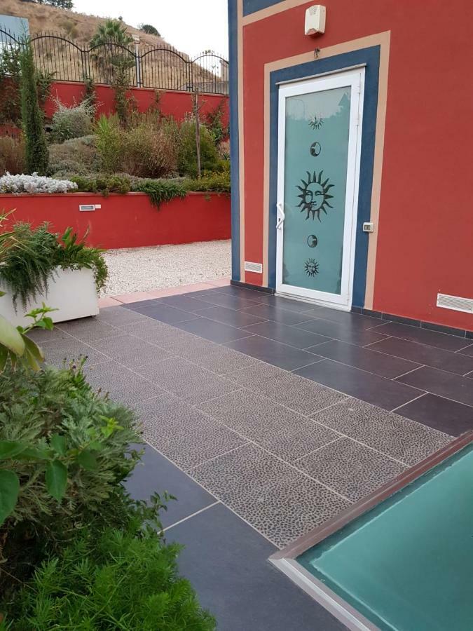 Lilium In B&B Gela Zewnętrze zdjęcie